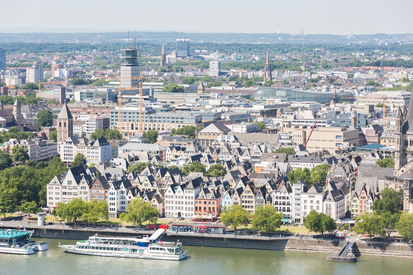 Immobilienmakler in Köln-Weiden - KAMPMEYER Immobilien GmbH